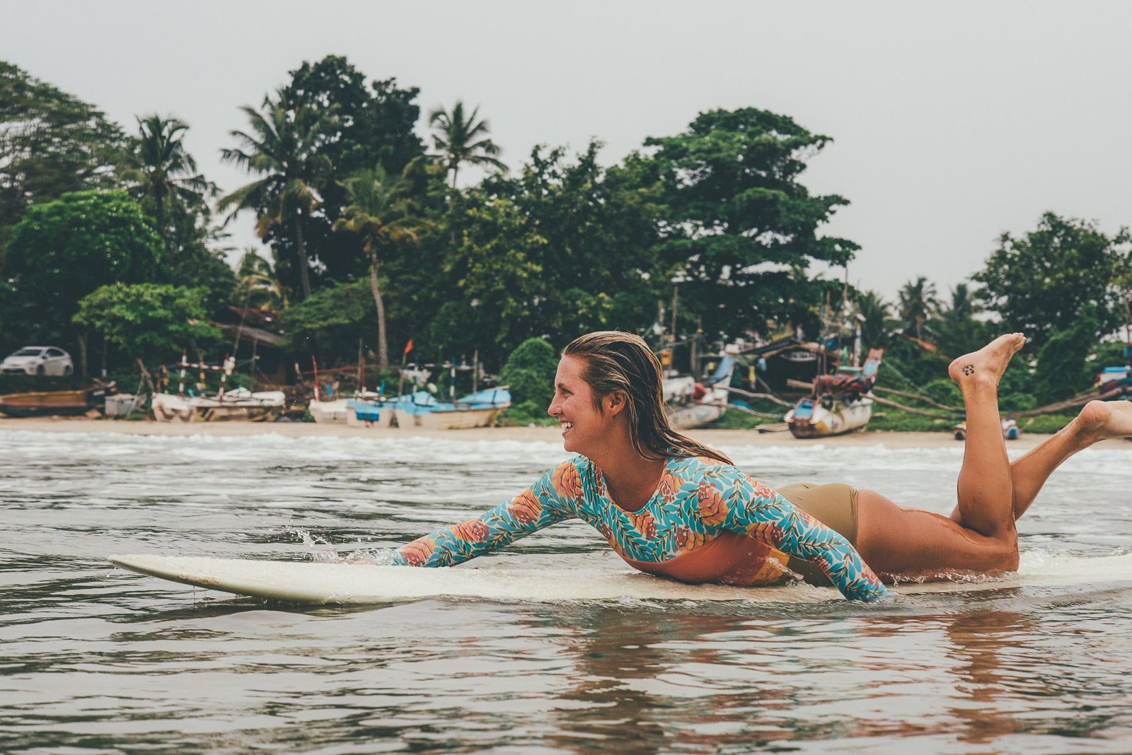 Karson surfing opposite Ceylon Sliders