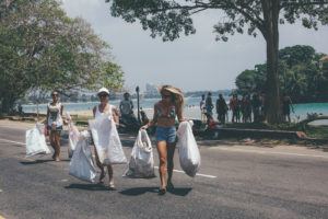 Beach Clean at Ceylon Sliders