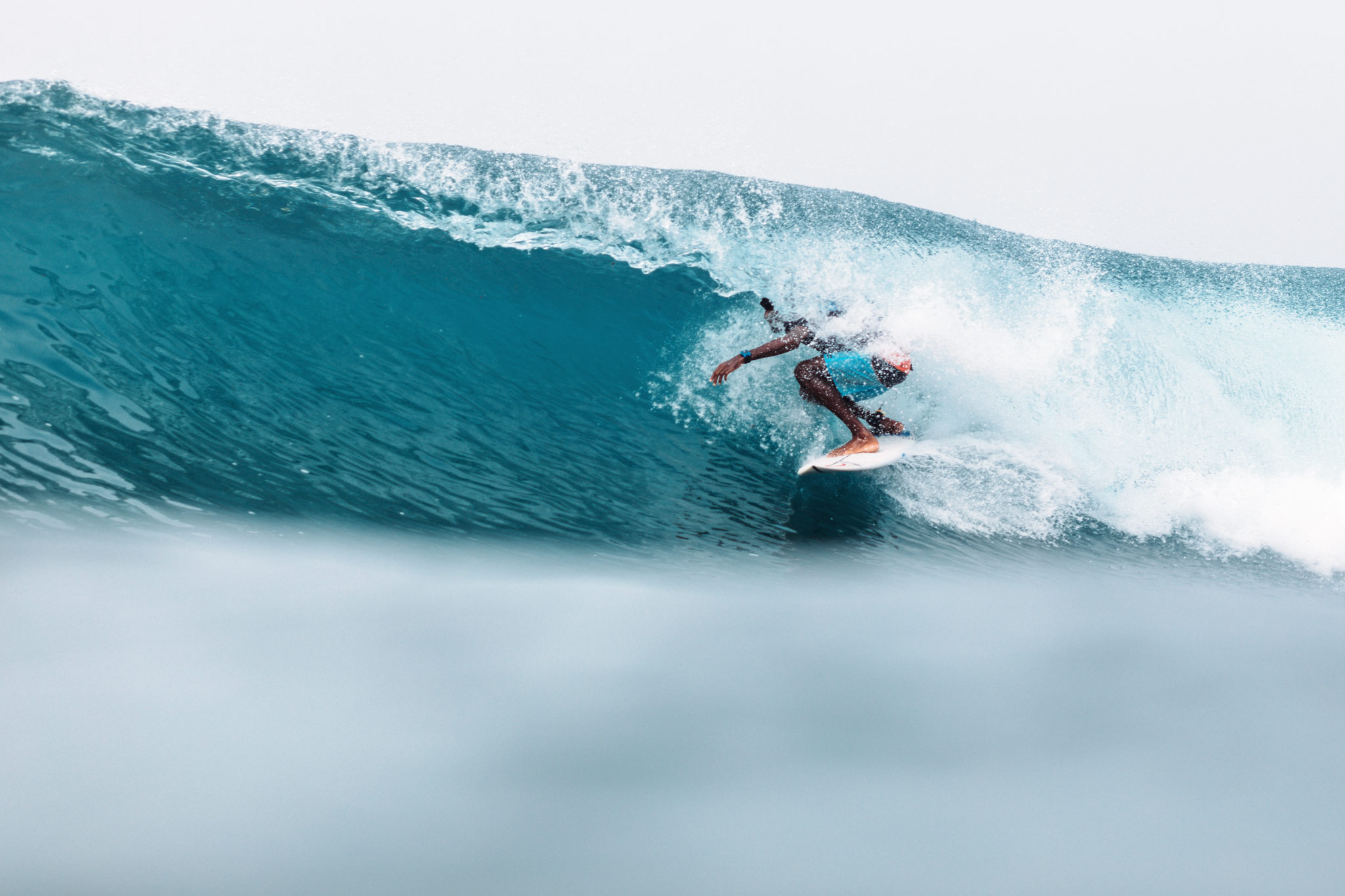 barrel-surf-contest-hikkaduwa